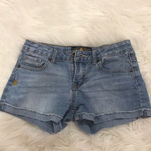 Light washed shorts
